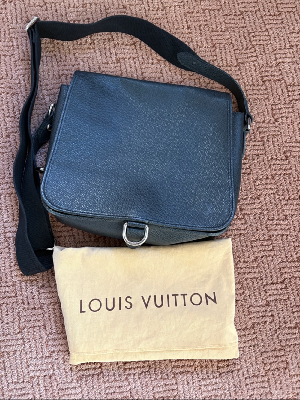 Authentic Louis Vuitton Navy  Men's Messenger Crossbody Bag with Silver Hardware